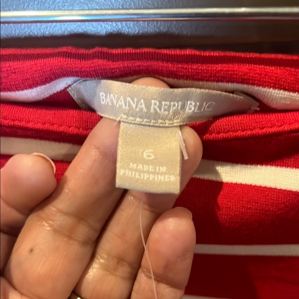 Banana Republic Red and White Pencil Skirt size 6 - Picture 3 of 10
